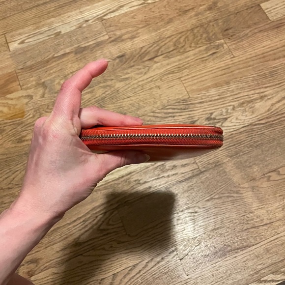 Comme des Garçons Classic Leather Zip Wallet - Picture 9 of 13